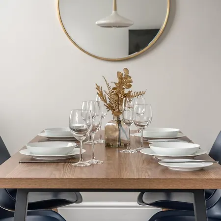 Tudor House-windermere Centre Windermere