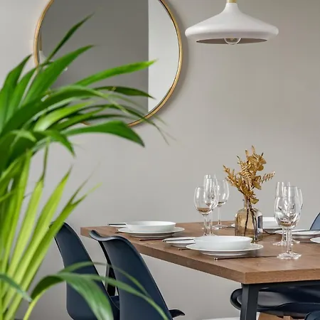 Tudor House-windermere Centre * Windermere