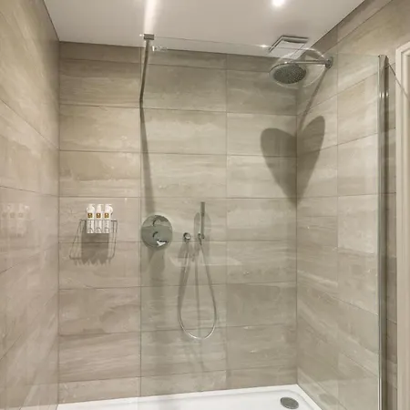 Tudor House-windermere Centre Appartement