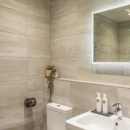 Apartment Tudor House-windermere Centre
