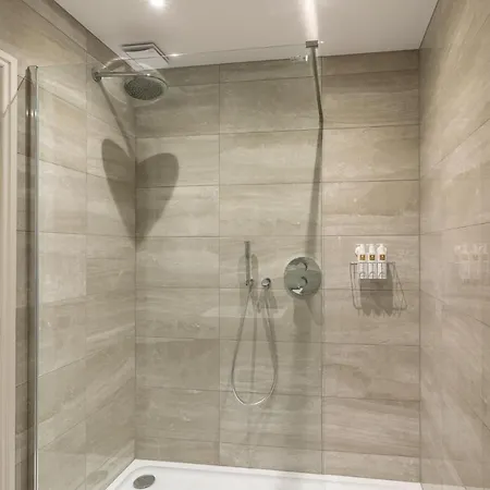 Apartment Tudor House-windermere Centre *